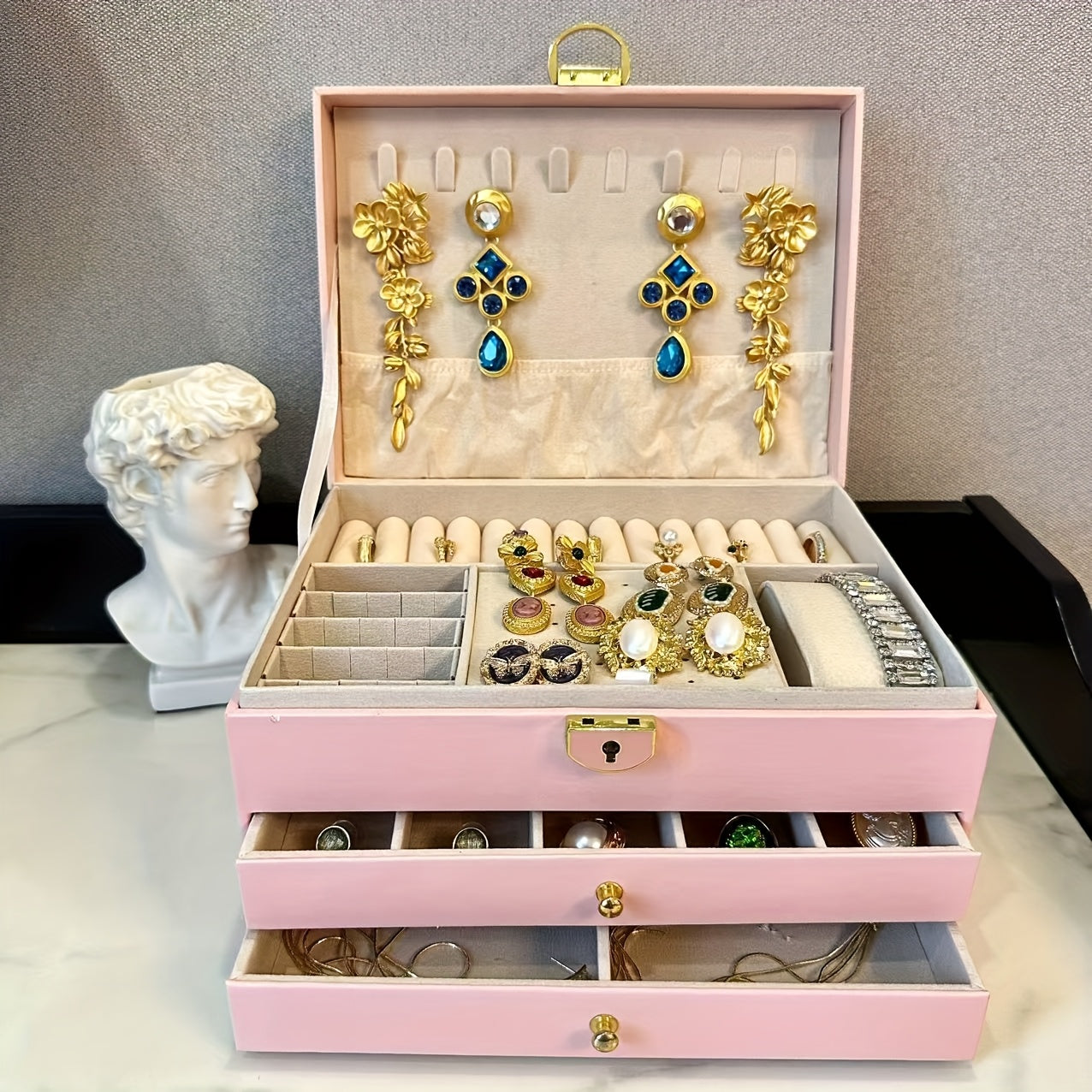 Luxury Jewelry Box Organizer - Elegant Green, 3-Tier Storage Case with Key Lock Closure, Soft Fabric-Lined Compartments for Necklaces, Earrings, Bracelets, Rings - Perfect Gift for Women, Home or Salon Use - Durable Construction, Jewelry Organizer